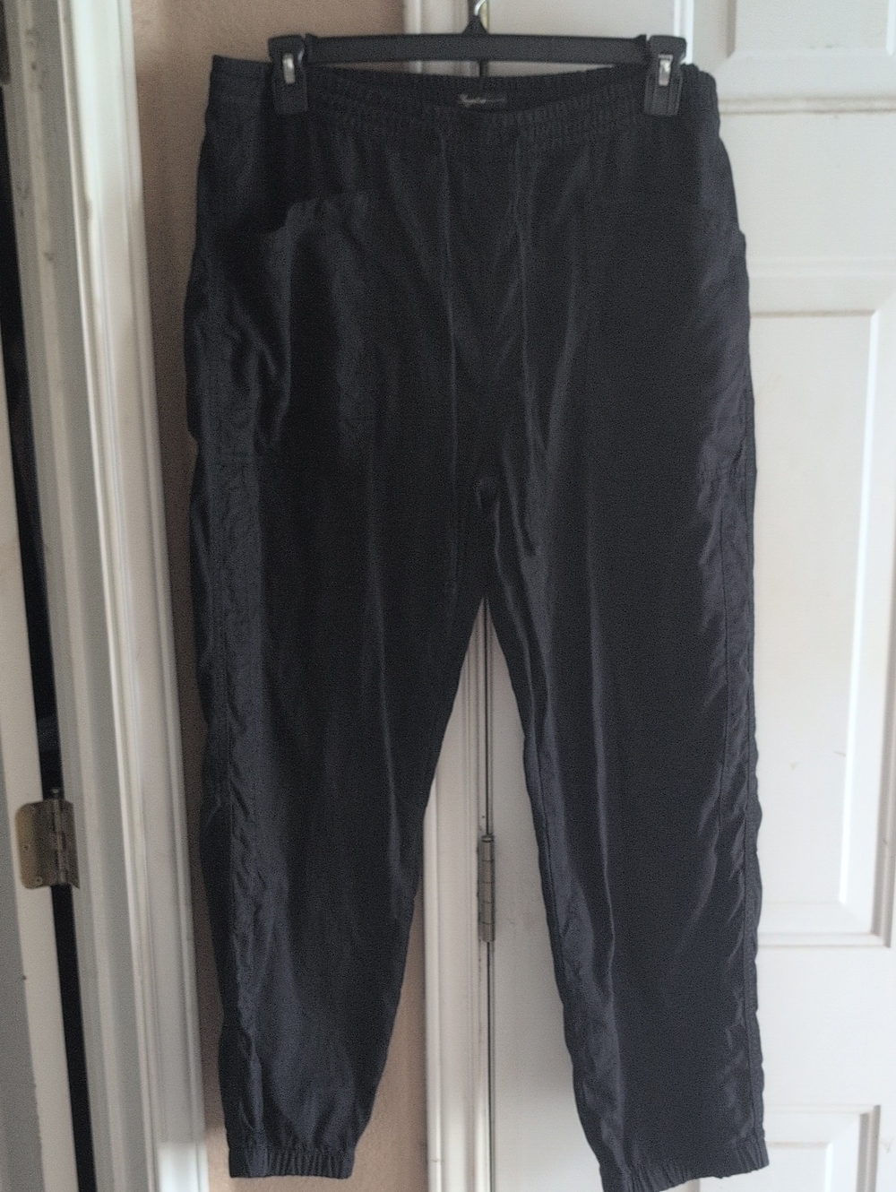 Women's Black Cargo Pants - Casual Joggers